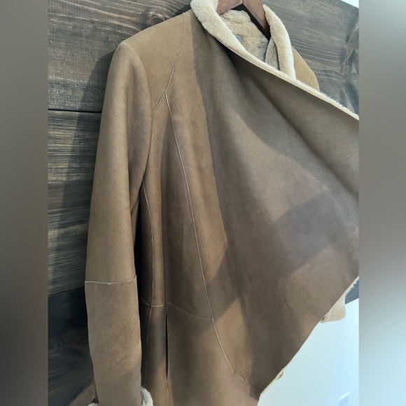 Vince Spanish Merino Lamb Shearling Cascade Drape Jacket Classic Luxury SZ L - Picture 5 of 14